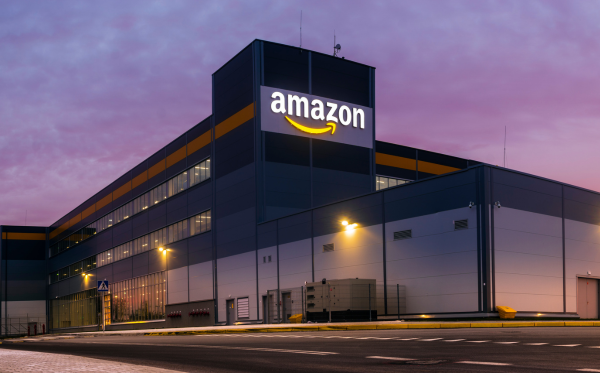 Amazon e l’innovazione robotica nei magazzini: verso un futuro più sicuro ed efficiente